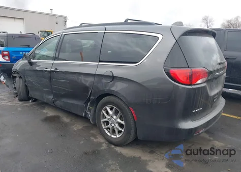 2020 Chrysler Voyager Lxi z USA, uszkodzony, nr VIN 2C4RC1DG8LR265156